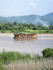 Luxury Cruiser on the Mekong River by Asienreisender
